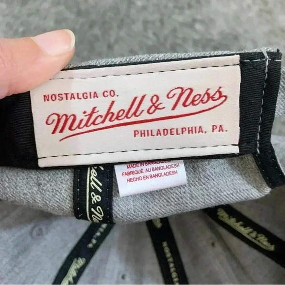 Mitchell & Ness Portland Blazers Hat - Picture 12 of 13